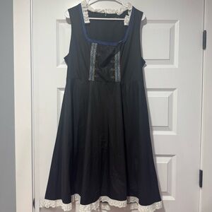 Black Sleeveless Square Neck Midi Sundress